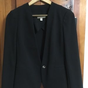 Banana Republic women’s black stretch blazer